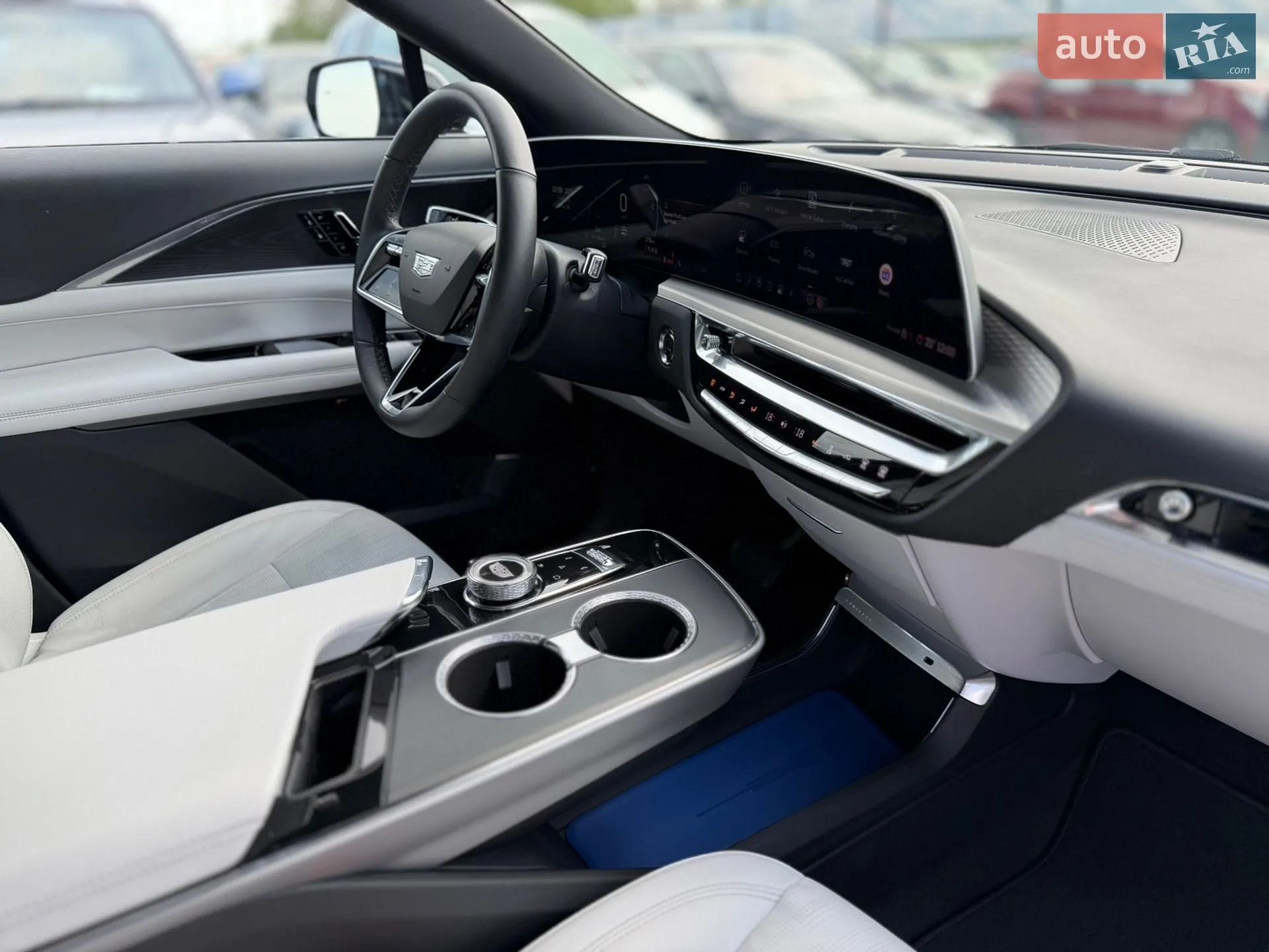 2024 Cadillac Lyriq - мініатюра 27