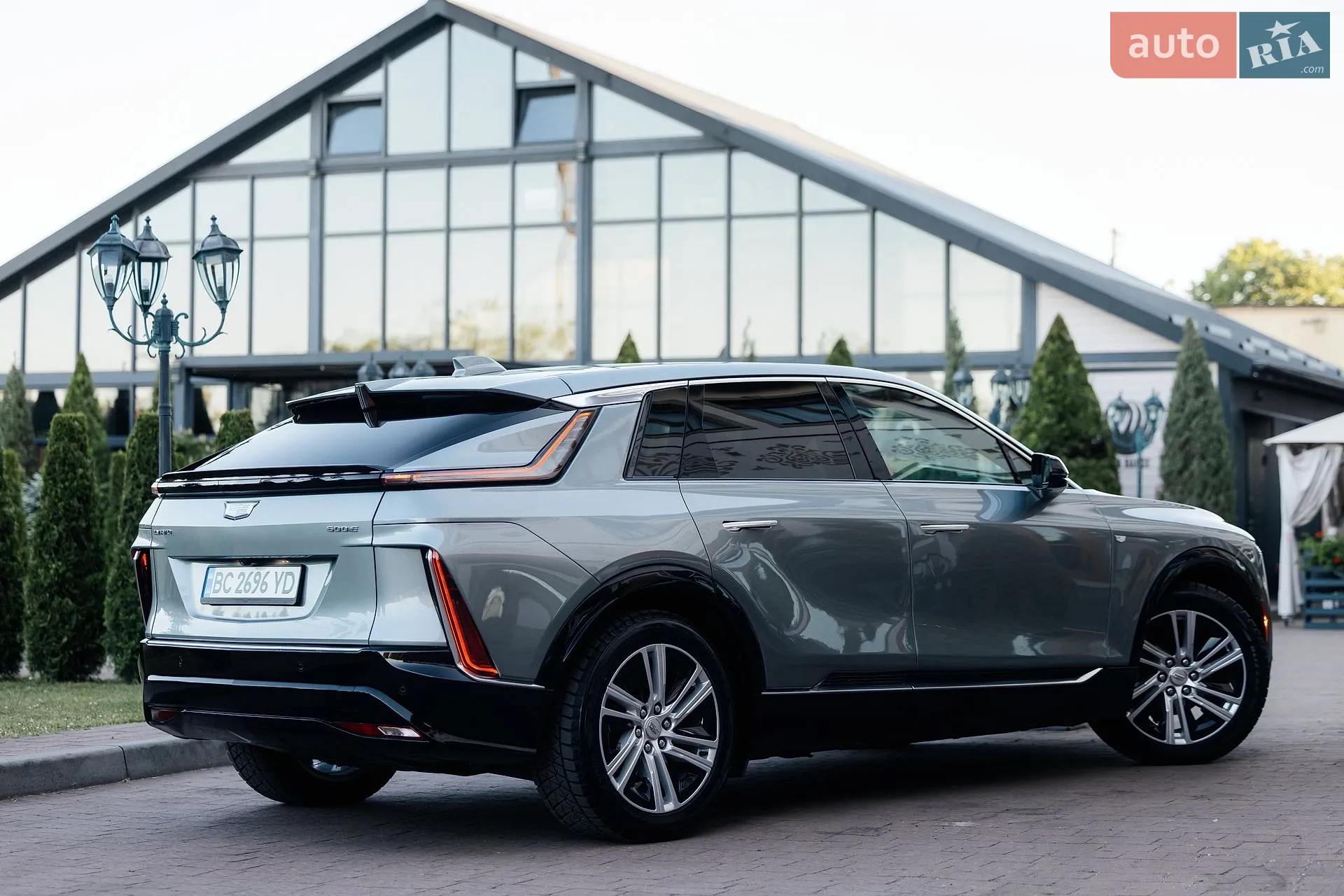 2024 Cadillac Lyriq - мініатюра 23