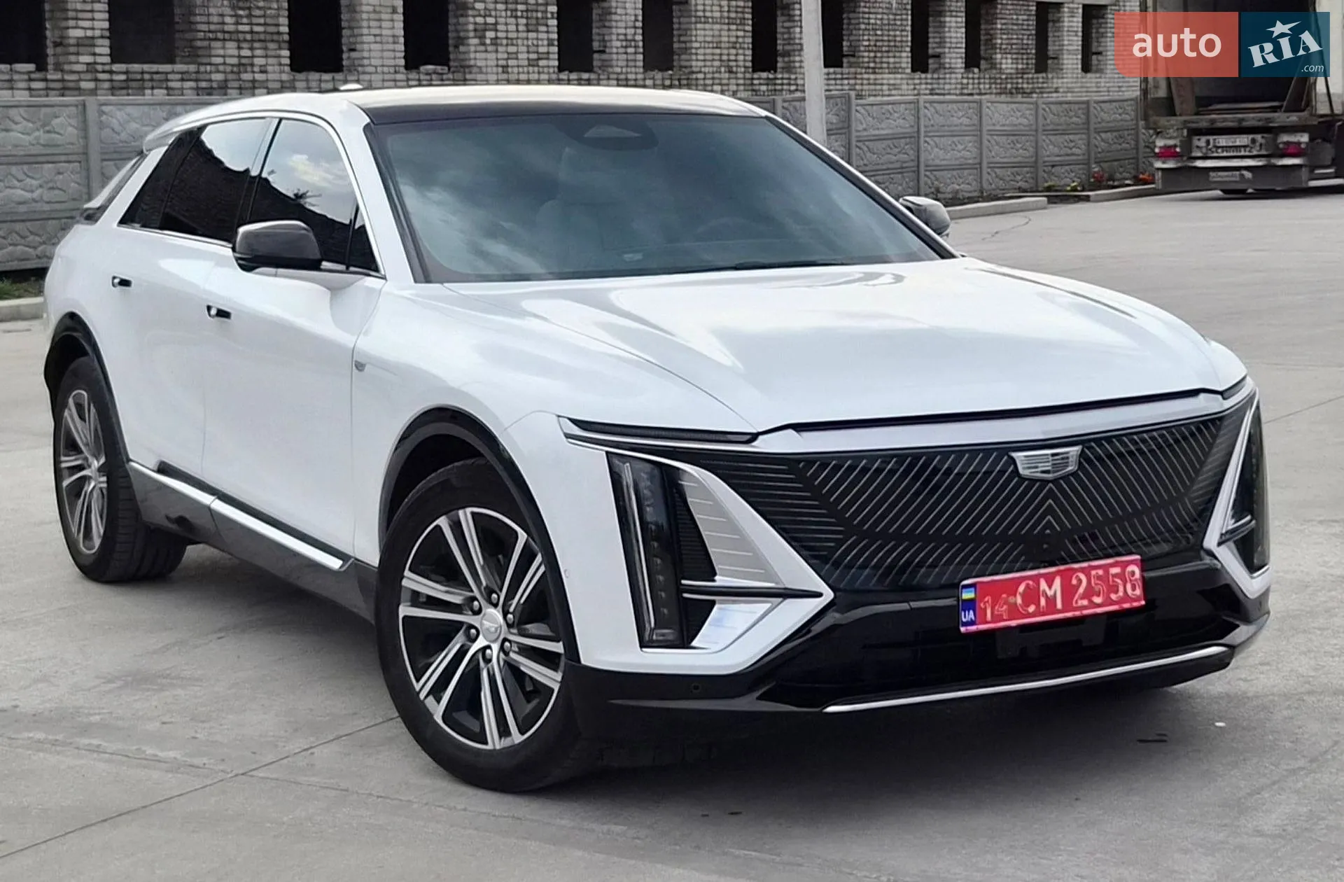 2024 Cadillac Lyriq - мініатюра 4
