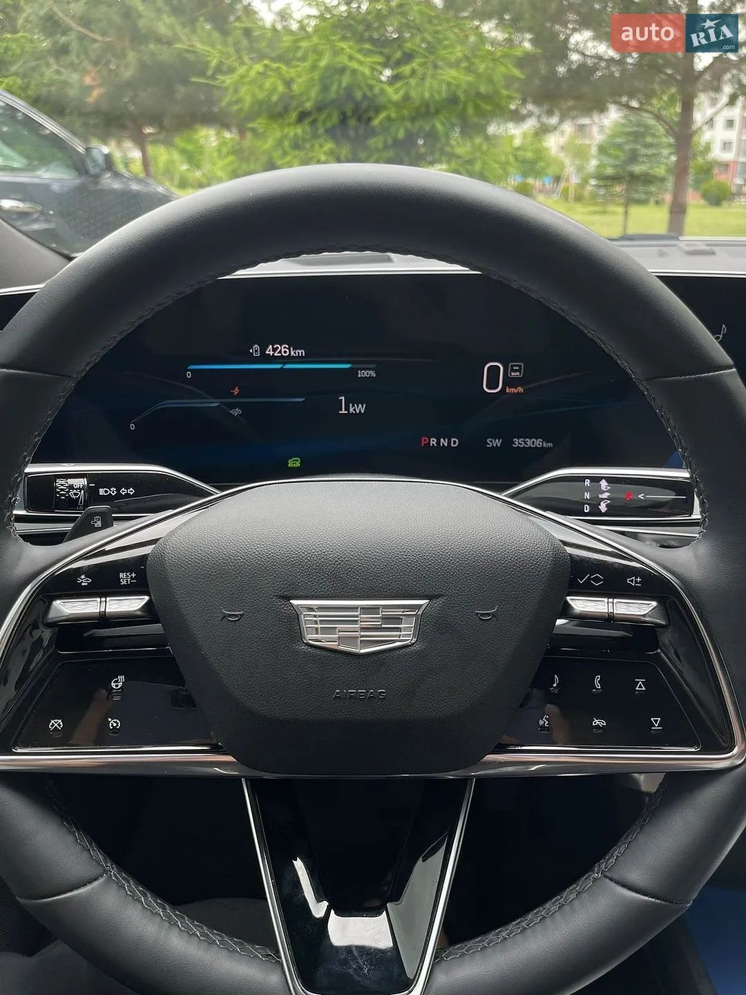 2023 Cadillac Lyriq - мініатюра 22