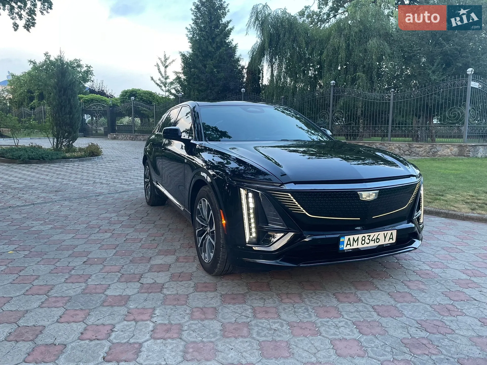 2023 Cadillac Lyriq - мініатюра 11
