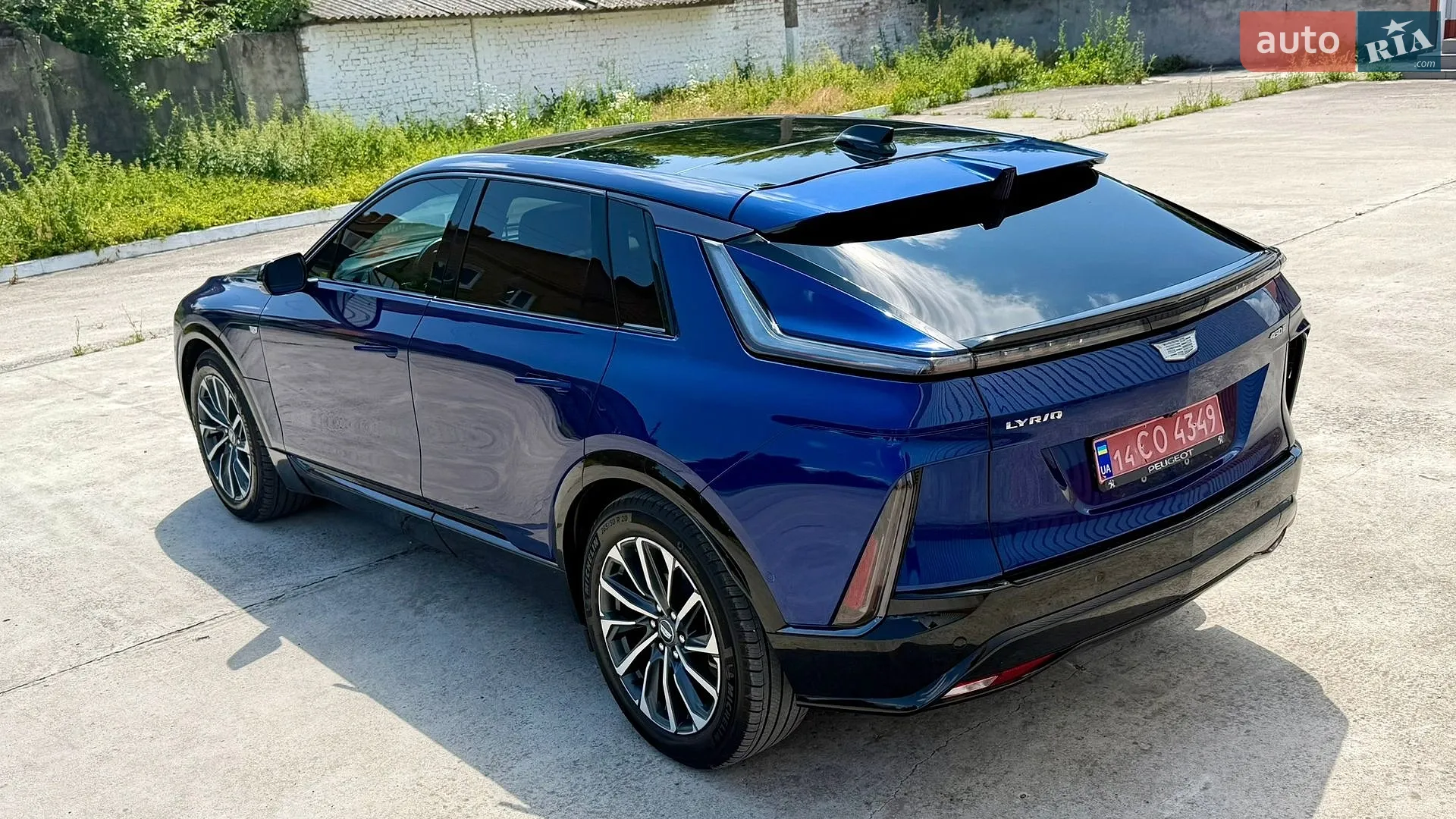2023 Cadillac Lyriq - мініатюра 10