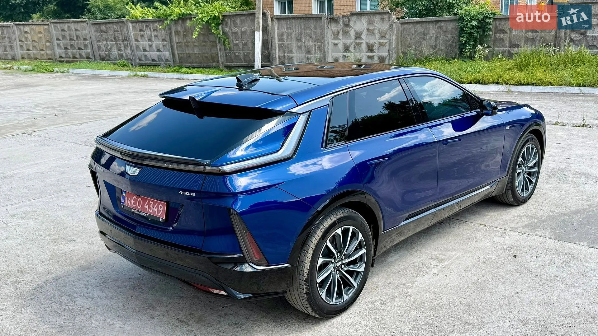 2023 Cadillac Lyriq - мініатюра 11