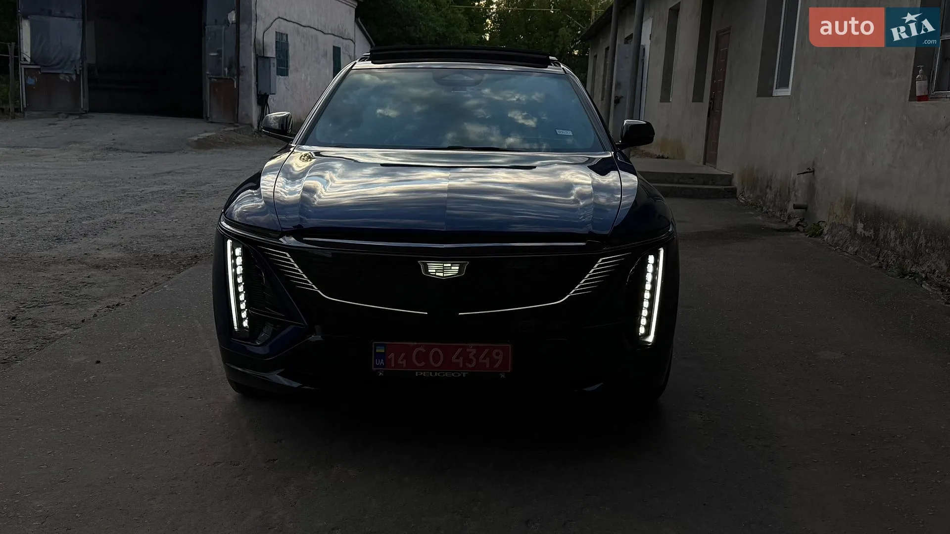 2023 Cadillac Lyriq - мініатюра 35
