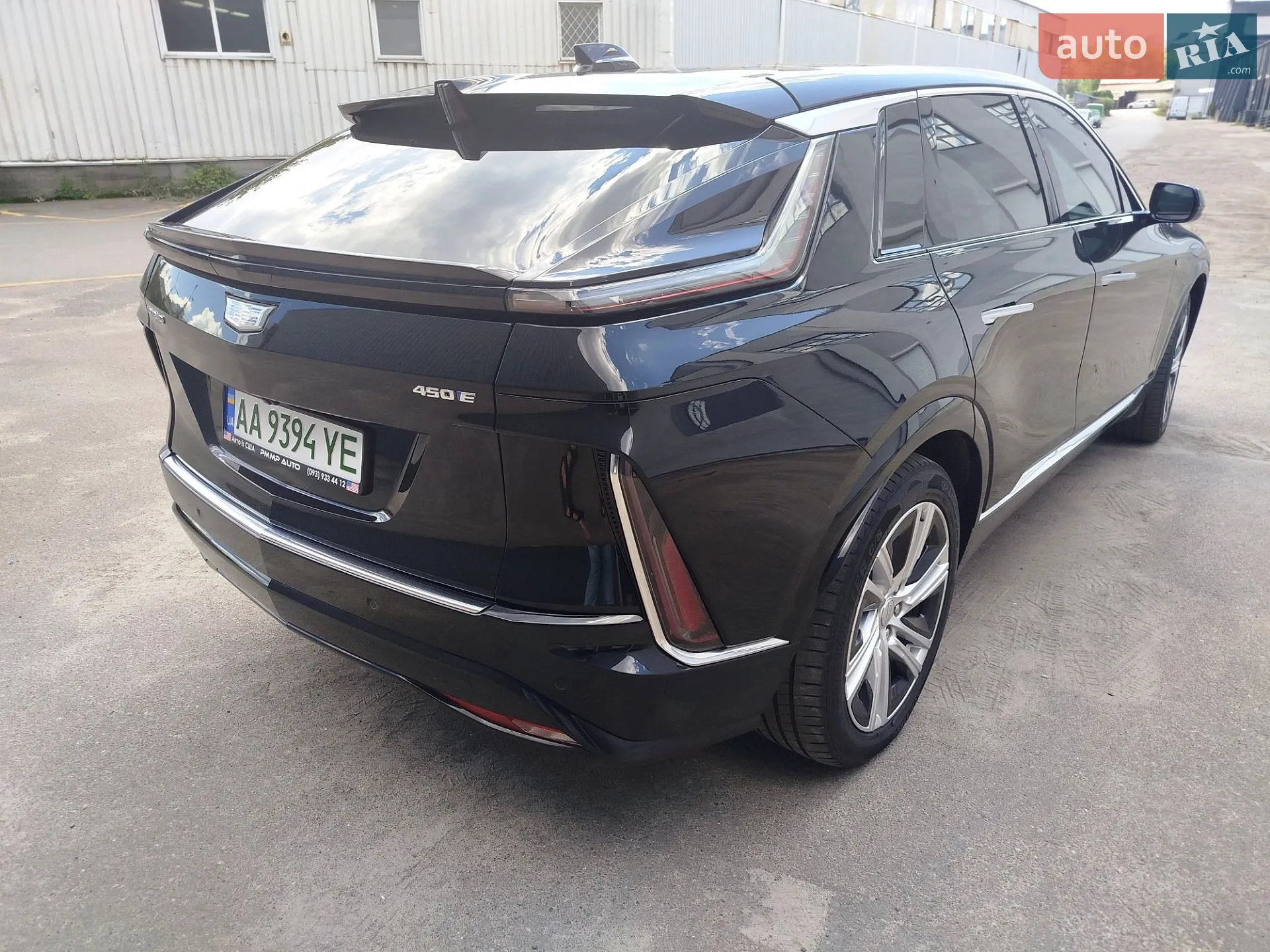 2024 Cadillac Lyriq - мініатюра 5