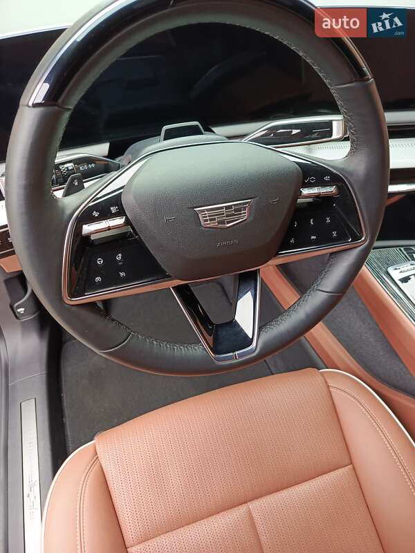 Позашляховик / Кросовер Cadillac  Optiq 2024 в Дніпрі