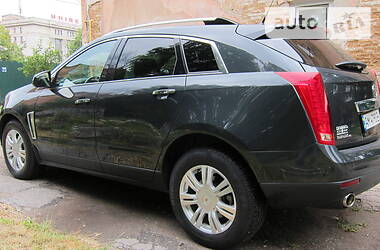 Внедорожник / Кроссовер Cadillac SRX 2014 в Житомире