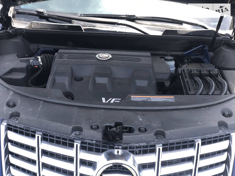 Внедорожник / Кроссовер Cadillac SRX 2013 в Виннице