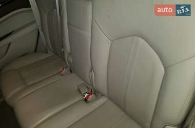 Внедорожник / Кроссовер Cadillac SRX 2014 в 