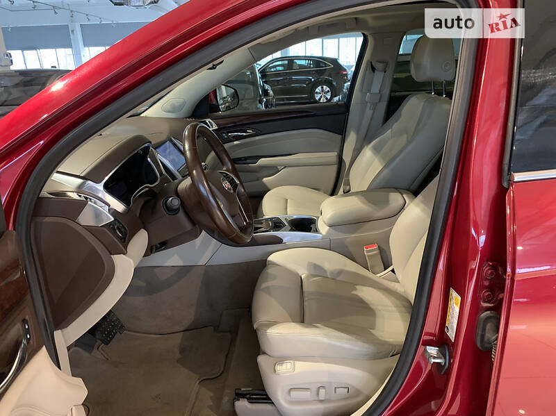 Внедорожник / Кроссовер Cadillac SRX 2014 в Киеве