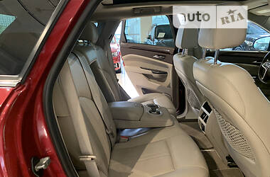 Позашляховик / Кросовер Cadillac SRX 2014 в Києві