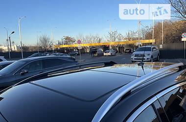 Внедорожник / Кроссовер Cadillac SRX 2010 в 
