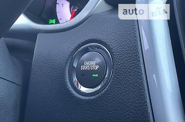 Внедорожник / Кроссовер Cadillac SRX 2010 в 