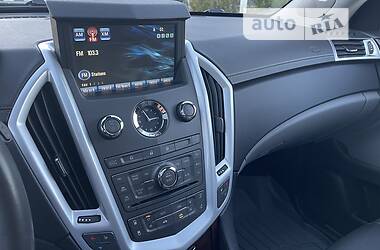 Внедорожник / Кроссовер Cadillac SRX 2010 в 