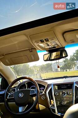 Универсал Cadillac SRX 2010 в 