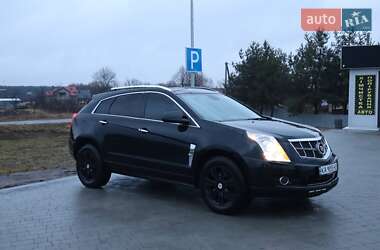Внедорожник / Кроссовер Cadillac SRX 2011 в 