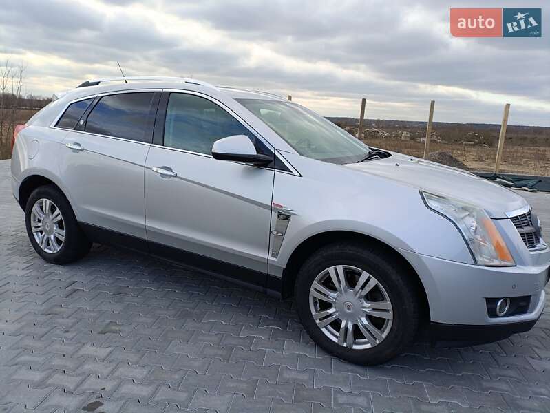 Позашляховик / Кросовер Cadillac SRX 2011 в Броварах