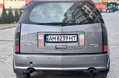 Внедорожник / Кроссовер Cadillac SRX 2004 в 