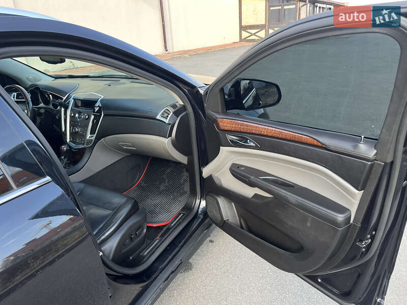 Внедорожник / Кроссовер Cadillac SRX 2011 в Киеве фото 15 Внедорожник / Кроссовер Cadillac SRX 2011 в Киеве
