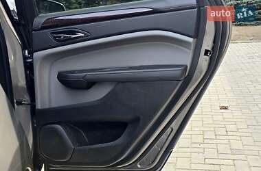 Позашляховик / Кросовер Cadillac SRX 2010 в 