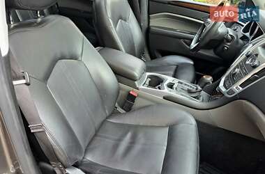 Позашляховик / Кросовер Cadillac SRX 2010 в 