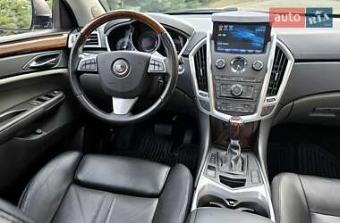 Внедорожник / Кроссовер Cadillac SRX 2010 в 
