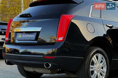 Внедорожник / Кроссовер Cadillac SRX 2014 в 