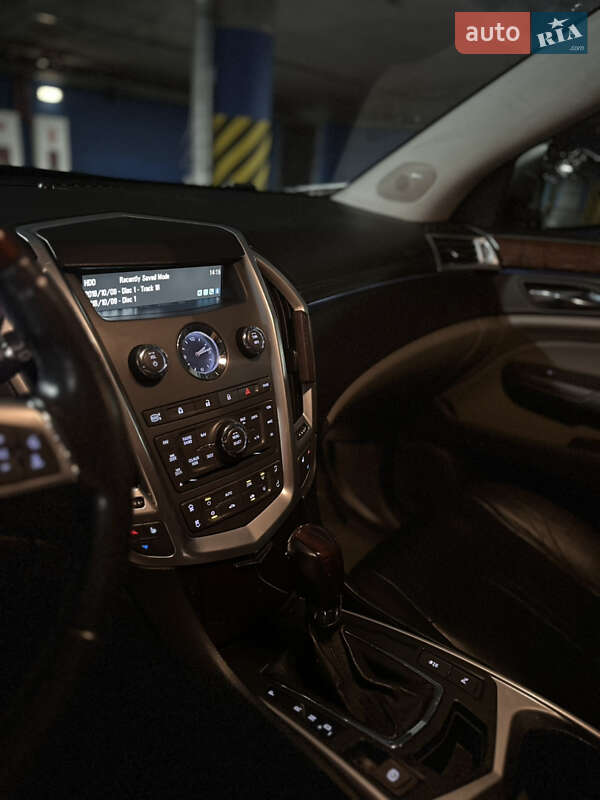 Внедорожник / Кроссовер Cadillac SRX 2010 в Луцке фото 4 Внедорожник / Кроссовер Cadillac SRX 2010 в Луцке