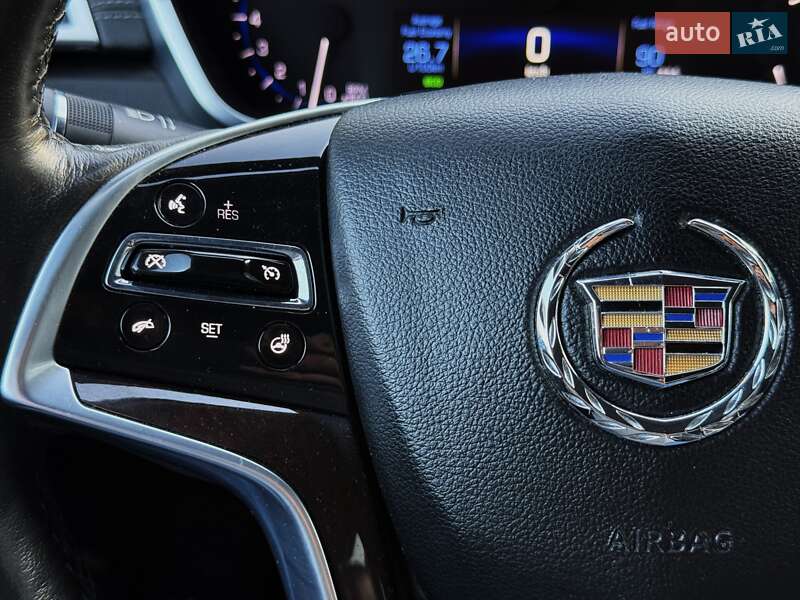 Позашляховик / Кросовер Cadillac SRX 2014 в Києві