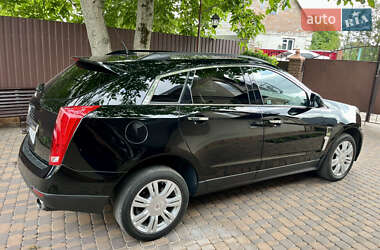 Внедорожник / Кроссовер Cadillac SRX 2010 в 