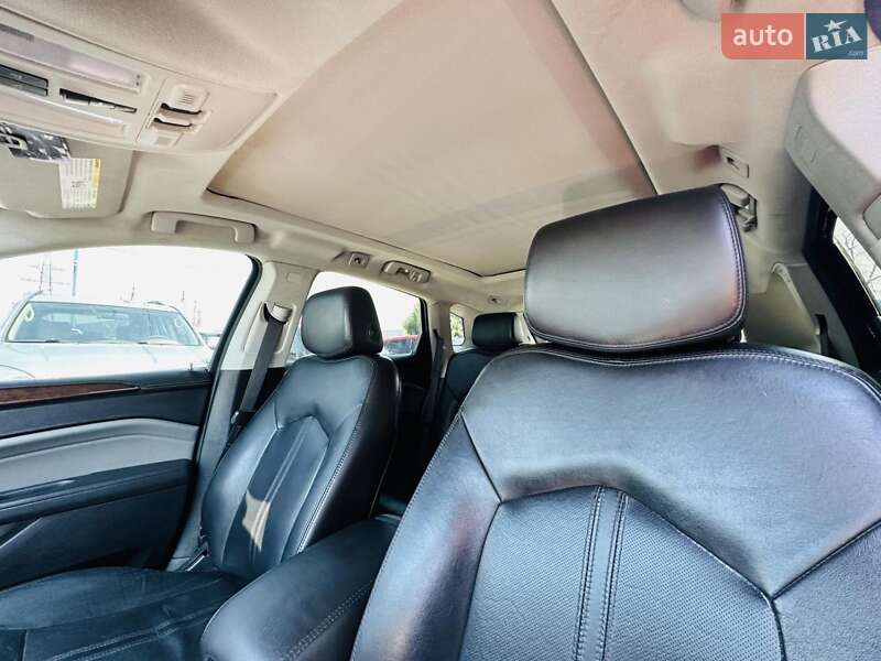Позашляховик / Кросовер Cadillac SRX 2011 в Харкові