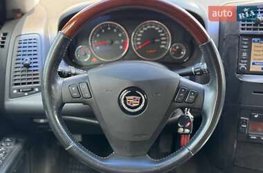 Внедорожник / Кроссовер Cadillac SRX 2005 в 