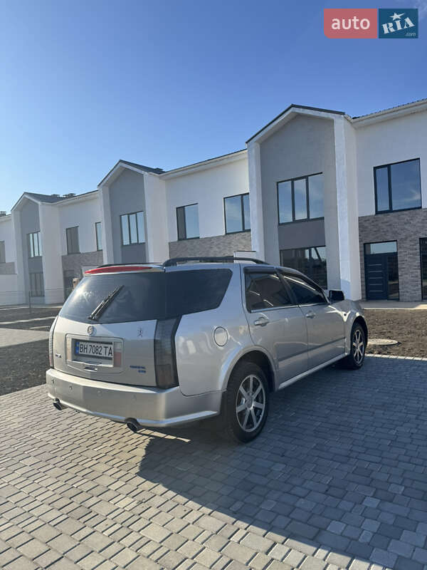 Внедорожник / Кроссовер Cadillac SRX 2004 в Одессе