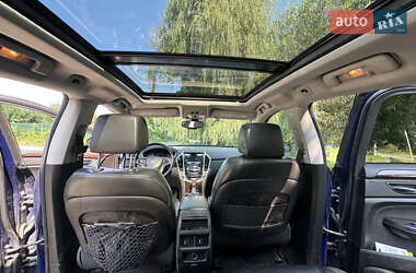 Внедорожник / Кроссовер Cadillac SRX 2013 в 