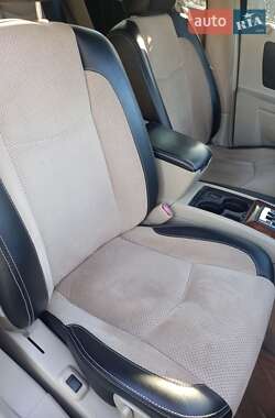 Позашляховик / Кросовер Cadillac SRX 2004 в 