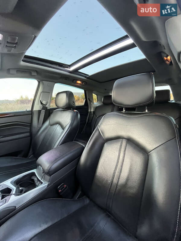 Внедорожник / Кроссовер Cadillac SRX 2015 в Жмеринке