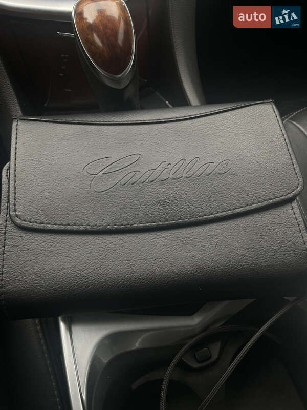 Внедорожник / Кроссовер Cadillac SRX 2015 в Жмеринке