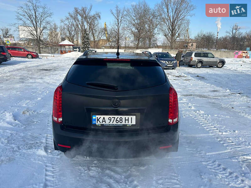 Универсал Cadillac SRX 2012 в Киеве