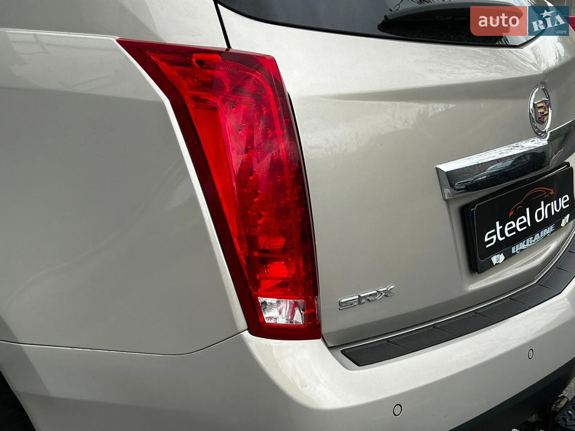 2010 Cadillac SRX - мініатюра 13