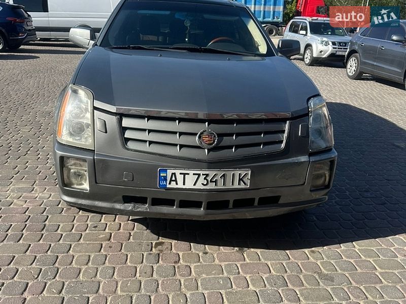 Внедорожник / Кроссовер Cadillac SRX 2004 в Тернополе