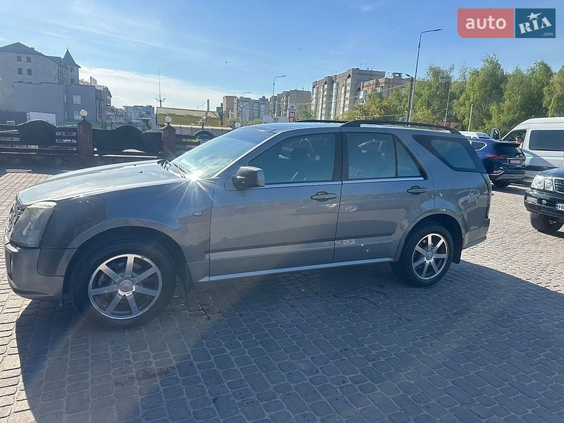 Внедорожник / Кроссовер Cadillac SRX 2004 в Тернополе