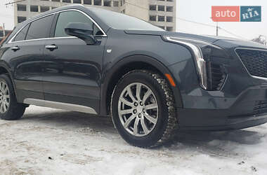 Внедорожник / Кроссовер Cadillac XT4 2019 в 