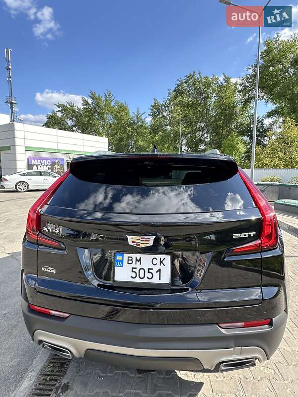 Внедорожник / Кроссовер Cadillac XT4 2018 в Сумах