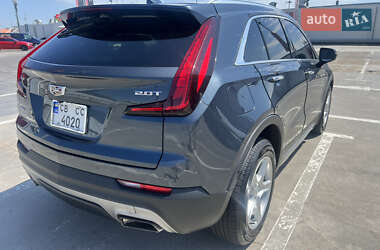 Внедорожник / Кроссовер Cadillac XT4 2018 в 