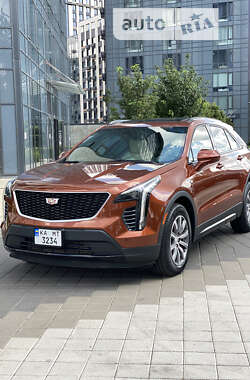 Внедорожник / Кроссовер Cadillac XT4 2018 в Киеве