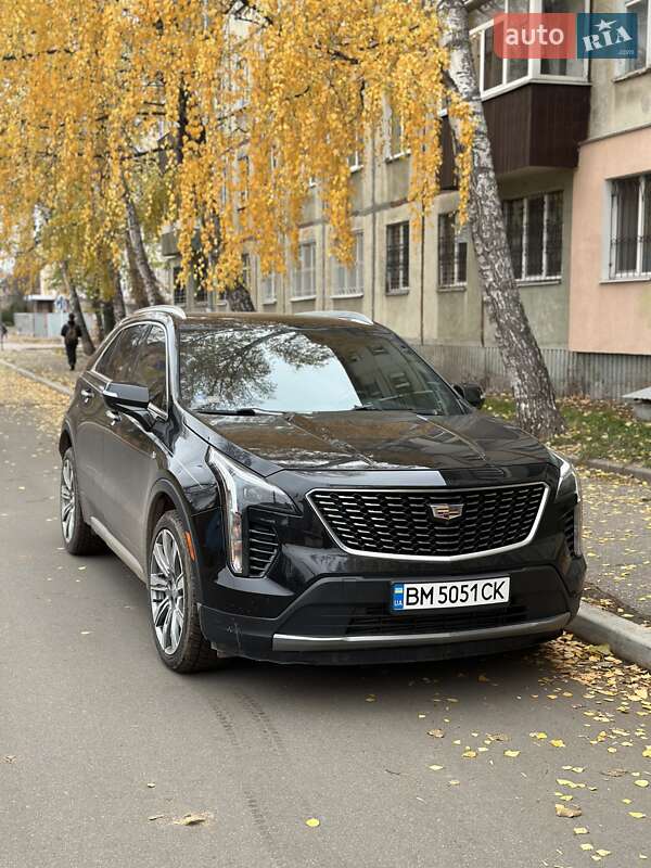 Внедорожник / Кроссовер Cadillac XT4 2018 в Сумах