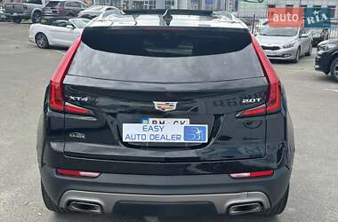 Внедорожник / Кроссовер Cadillac XT4 2018 в 