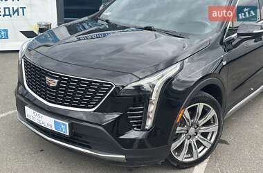 Внедорожник / Кроссовер Cadillac XT4 2018 в 