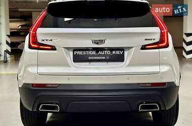 Внедорожник / Кроссовер Cadillac XT4 2022 в 