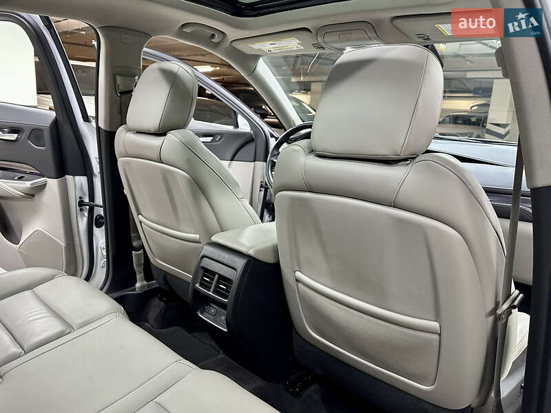 Внедорожник / Кроссовер Cadillac XT4 2022 в Киеве